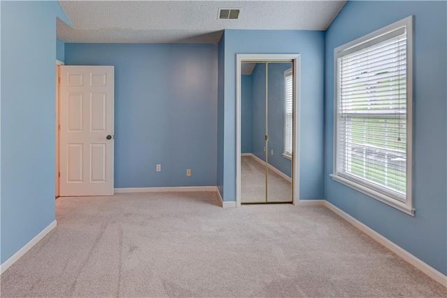 1429 Birdseye Court, Blue Springs, MO 64015