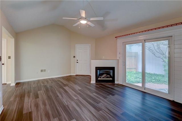 1429 Birdseye Court, Blue Springs, MO 64015