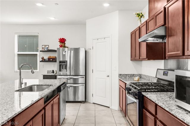 8439 Cabirolera Avenue, Las Vegas, NV 89149