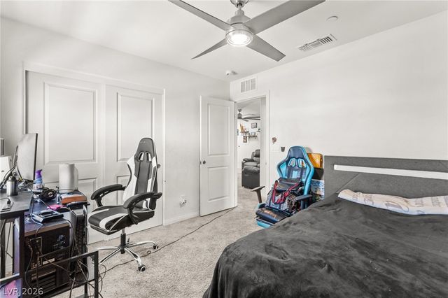 8439 Cabirolera Avenue, Las Vegas, NV 89149