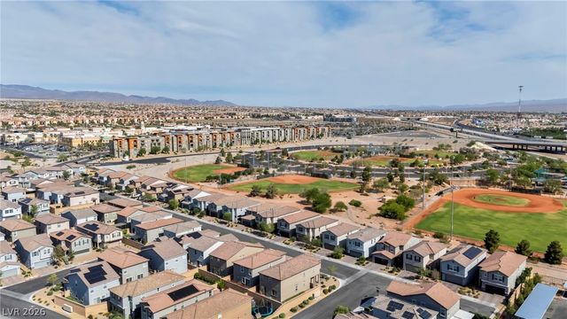 8439 Cabirolera Avenue, Las Vegas, NV 89149