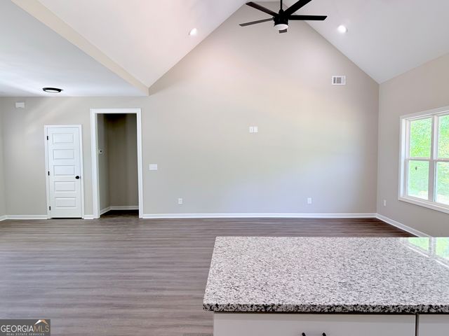 117 Mason Ridge, Barnesville, GA 30204