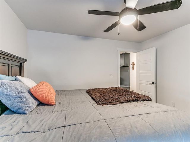 2836 SE 42nd Street, Newcastle, OK 73072