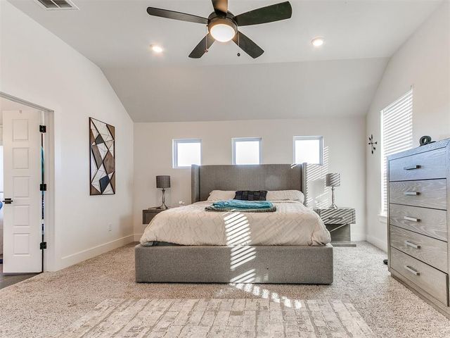 2836 SE 42nd Street, Newcastle, OK 73072