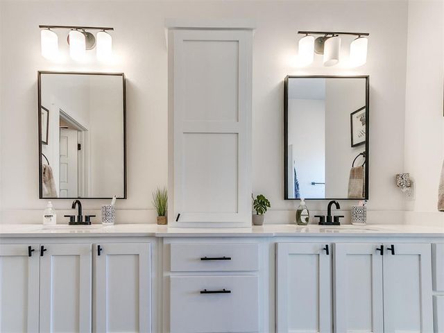 2836 SE 42nd Street, Newcastle, OK 73072