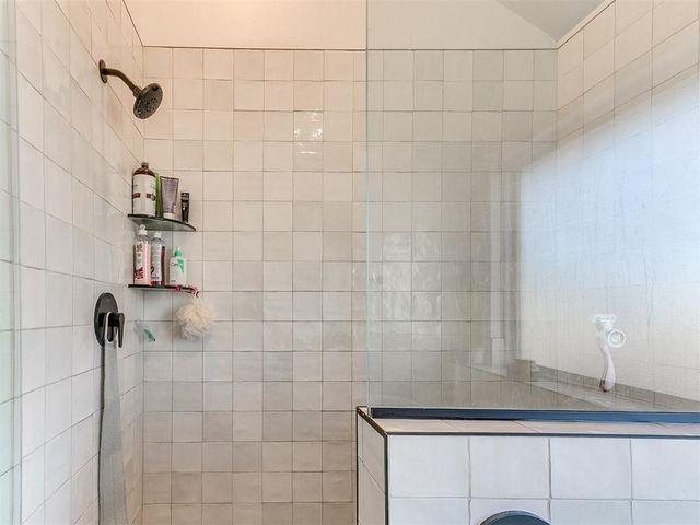 2836 SE 42nd Street, Newcastle, OK 73072