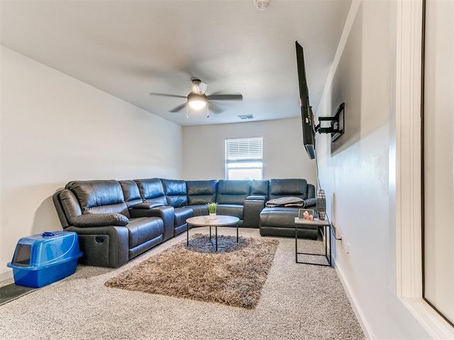 2836 SE 42nd Street, Newcastle, OK 73072