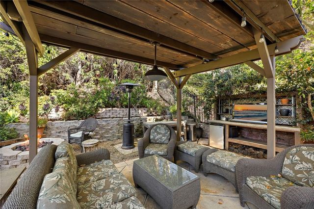 6 Pomegranate, Ladera Ranch, CA 92694