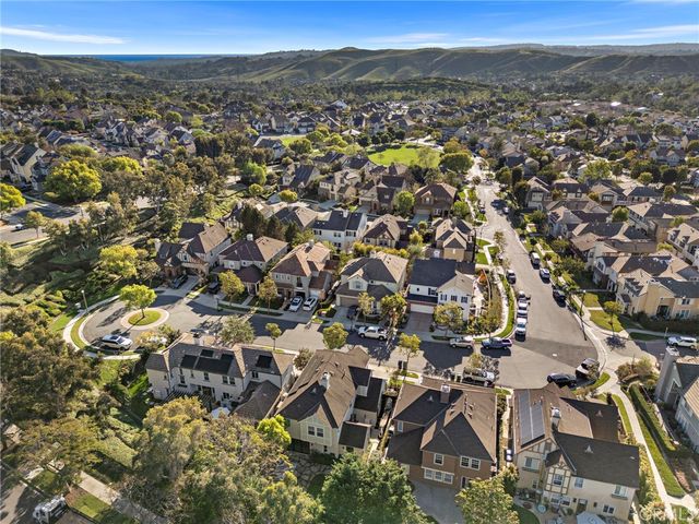 6 Pomegranate, Ladera Ranch, CA 92694