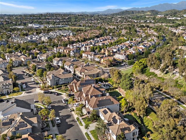 6 Pomegranate, Ladera Ranch, CA 92694