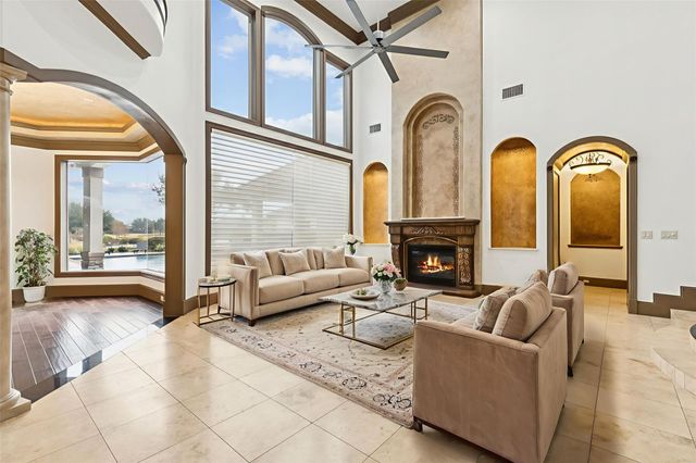 32 Miramar Heights Circle, Sugar Land, TX 77479