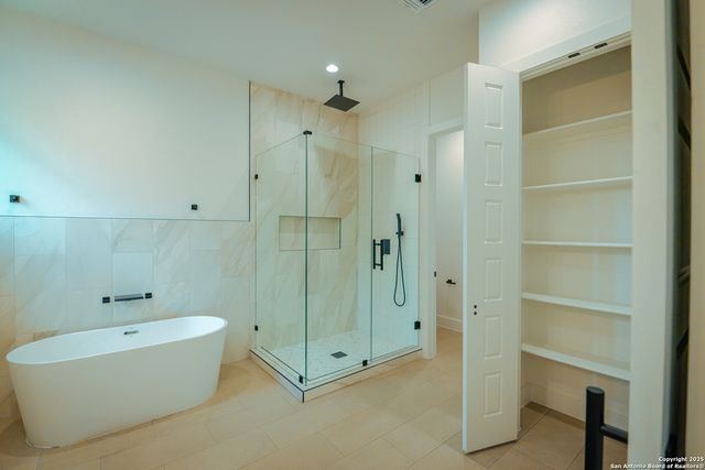603 Spacious Sky, San Antonio, TX 78260