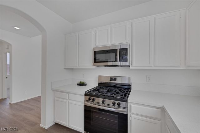 6520 LOMBARD Drive, Las Vegas, NV 89108