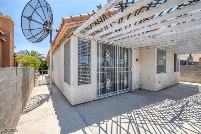 6520 LOMBARD Drive, Las Vegas, NV 89108