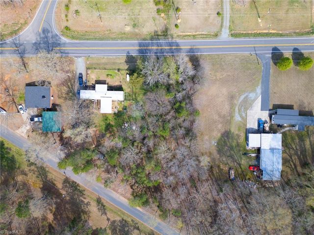 187 Eastside Drive, Denton, NC 27239