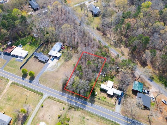 187 Eastside Drive, Denton, NC 27239
