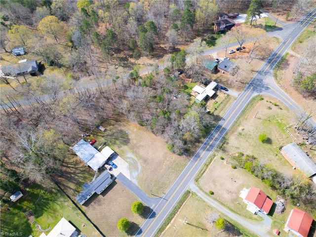 187 Eastside Drive, Denton, NC 27239