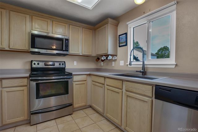 12137 Hudson Court, Thornton, CO 80241