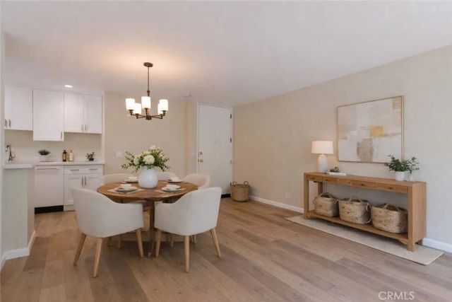 576 N Bellflower 116, Long Beach, CA 90814