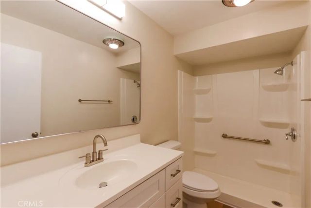 576 N Bellflower 116, Long Beach, CA 90814