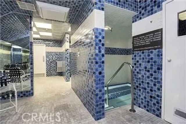 576 N Bellflower 116, Long Beach, CA 90814