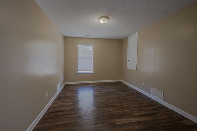 3131 PEGGY RD, Memphis, TN 38128