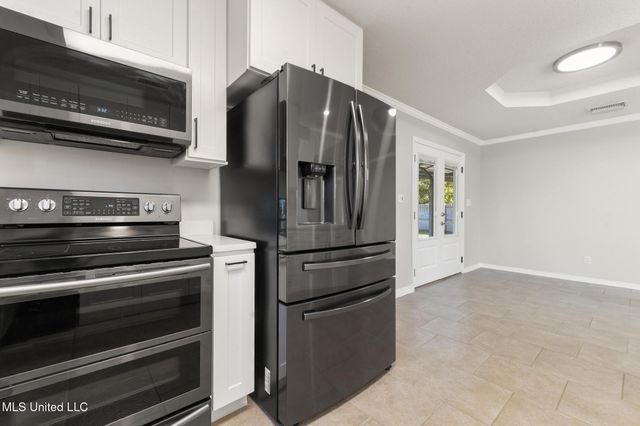 10700 Dogwood Street, Ocean Springs, MS 39565