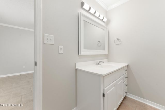 10700 Dogwood Street, Ocean Springs, MS 39565