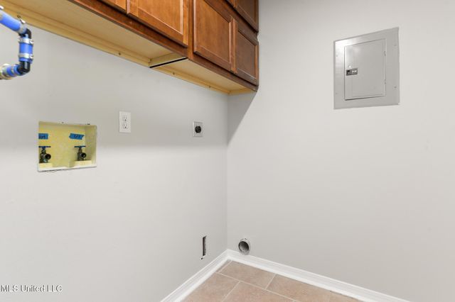 10700 Dogwood Street, Ocean Springs, MS 39565