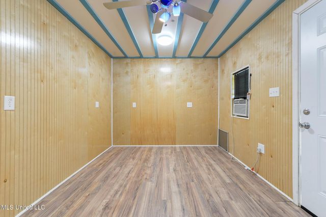 10700 Dogwood Street, Ocean Springs, MS 39565