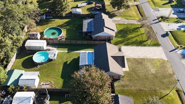 10700 Dogwood Street, Ocean Springs, MS 39565