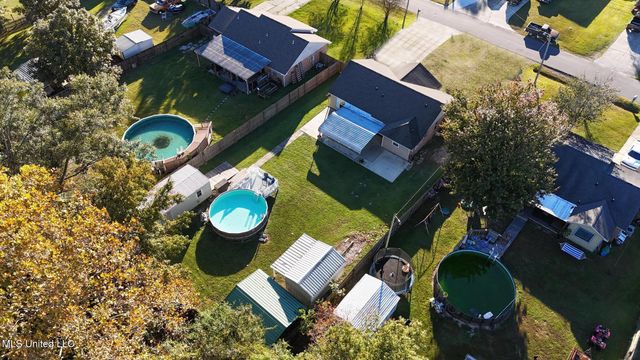 10700 Dogwood Street, Ocean Springs, MS 39565