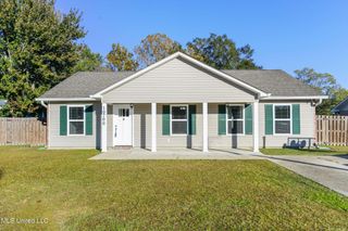 10700 Dogwood Street, Ocean Springs, MS 39565