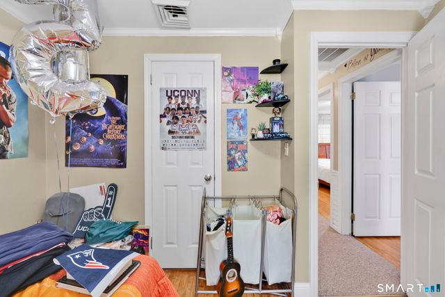 25 Montano Road, Enfield, CT 06082