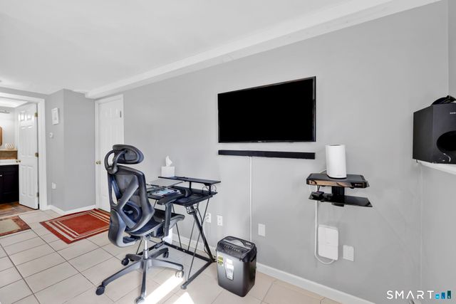 25 Montano Road, Enfield, CT 06082