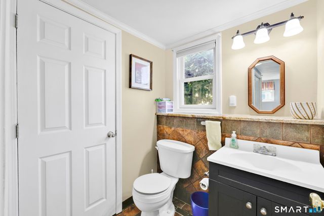 25 Montano Road, Enfield, CT 06082