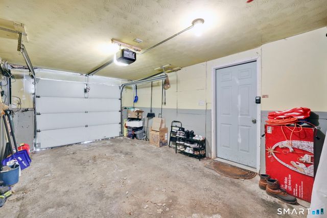 25 Montano Road, Enfield, CT 06082