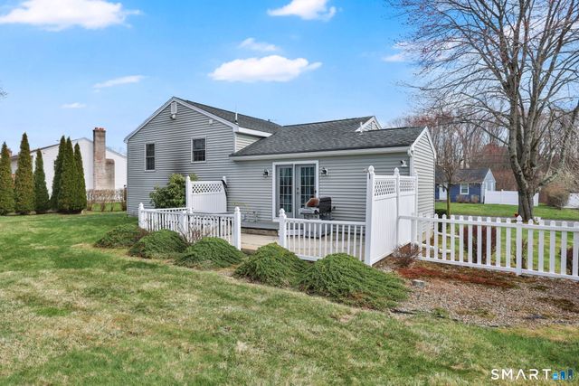 25 Montano Road, Enfield, CT 06082