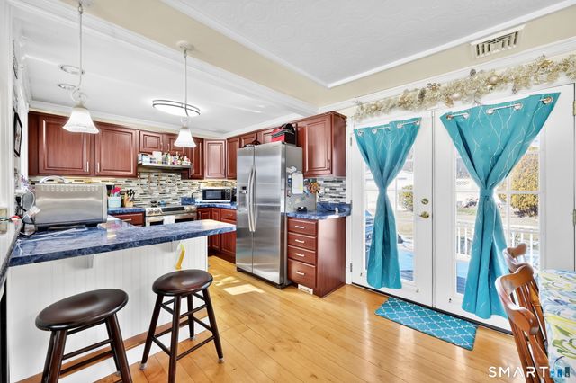 25 Montano Road, Enfield, CT 06082