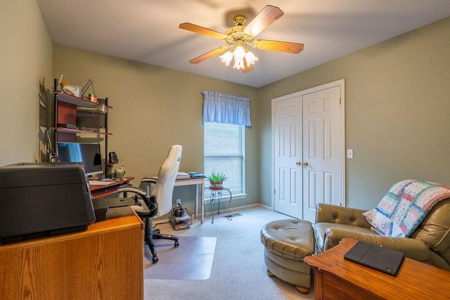 9 Castle Creek Place, Shawnee, OK 74804