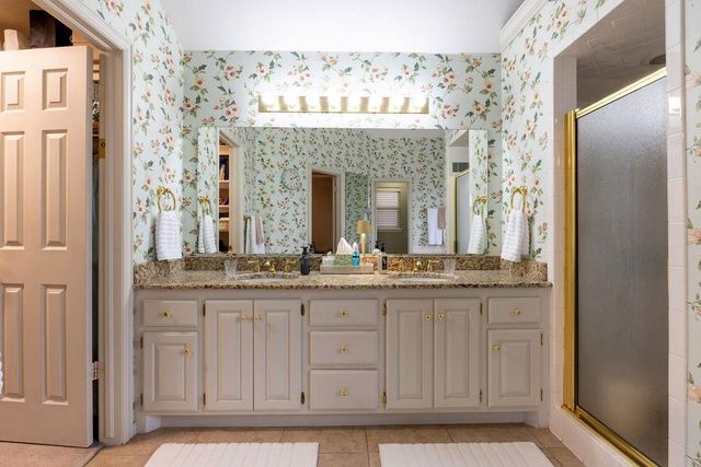 9 Castle Creek Place, Shawnee, OK 74804