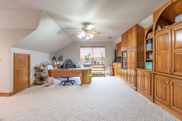 9 Castle Creek Place, Shawnee, OK 74804