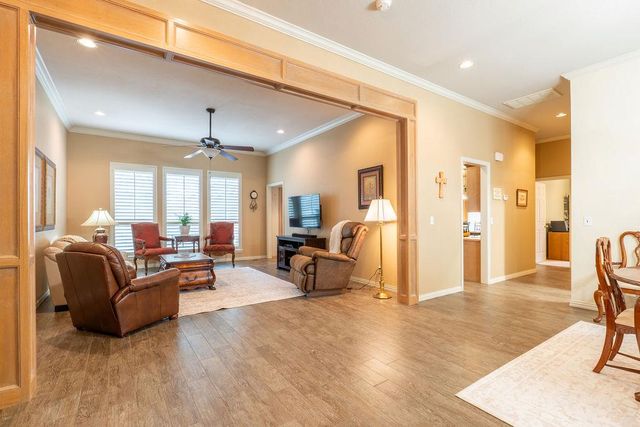 9 Castle Creek Place, Shawnee, OK 74804