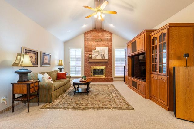 9 Castle Creek Place, Shawnee, OK 74804