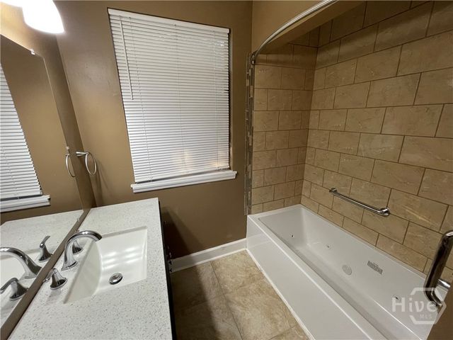 101 W 52nd Street, Savannah, GA 31405