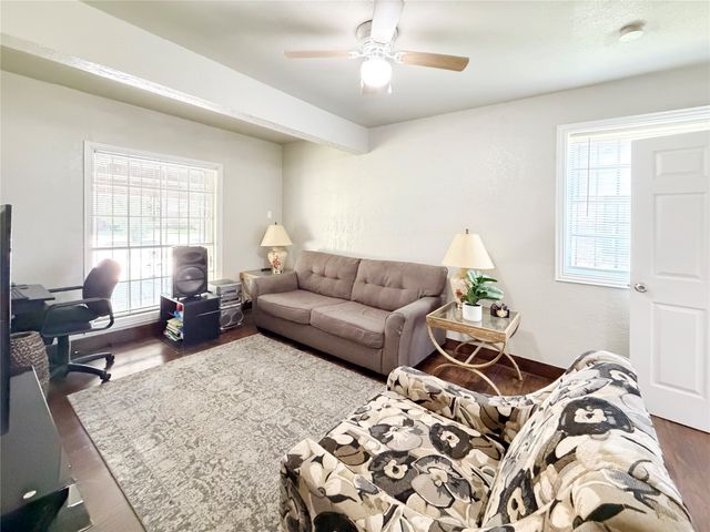 2243 Inca Drive, Dallas, TX 75216