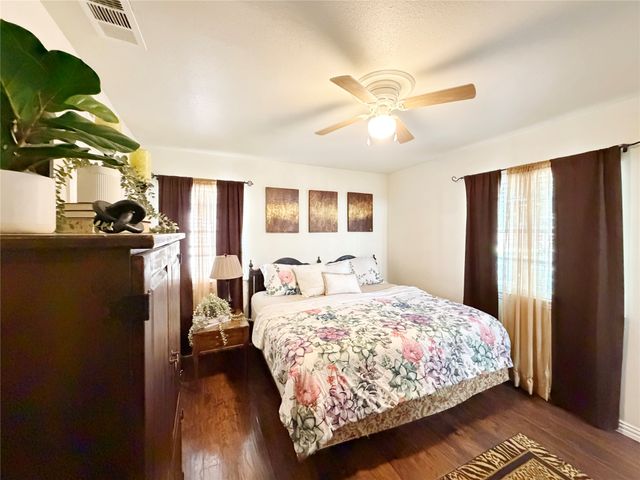 2243 Inca Drive, Dallas, TX 75216