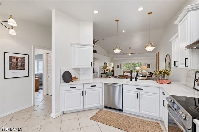 3685 Buttonwood WAY 1521, Naples, FL 34112