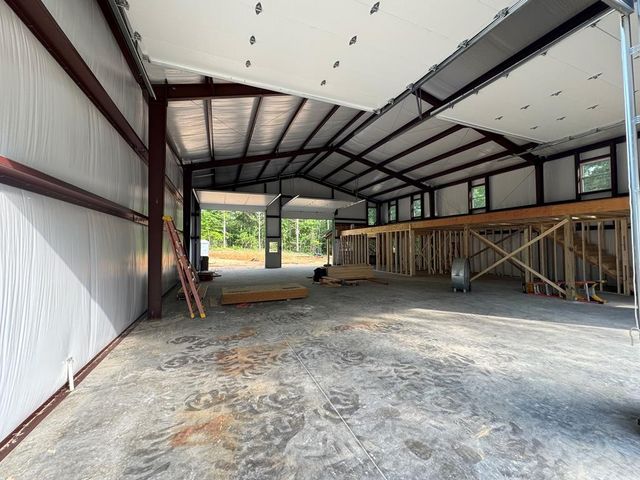 1295 Old Natchez Trace Trl, Camden, TN 38320