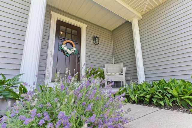 10879 Gorden Setter Drive, Osceola, IN 46561